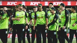 Hobart Hurricanes Chase First BBL Title Against Sydney Thunder