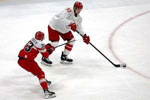 Alexander Nikishin Joins Hurricanes Ahead Of Playoffs