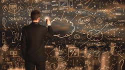 "Bu kadar az bilginin bize bu kadar çok güç vermesinin şaşırtıcı olduğuna" katılıyor musunuz?