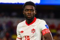 Alphonso Davies' agent accuses Canada Soccer and Jesse Marsch over ACL injury, CSA responds