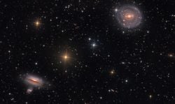 NGC 5101 ve Arkadaşları