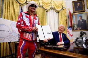 Gavin Newsom’s Meme War With Trump Ignites Online Fury