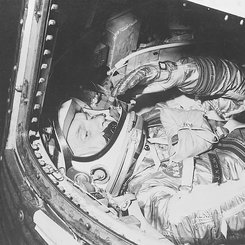 John Glenn: Friendship 7'den Discovery'ye
