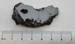 17 Tonluk Gök Taşının İçinde Dünya'da Daha Önce Hiç Görülmemiş İki Mineral Bulundu