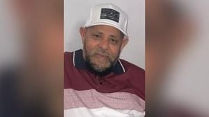 Brooklyn IHOP Worker Fatally Stabbed During Night Shift