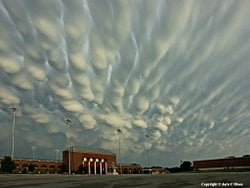Nebraska Üzerindeki Mammatus Bulutları