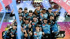 Big Bash League 2024-25 Season Kicks Off December 15