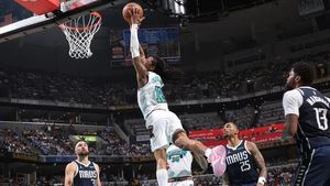 Grizzlies Secure Playoff Spot With Win Over Mavericks
