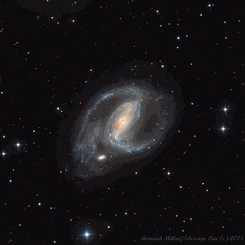 NGC 1097: Süpernovalı Spiral Galaksi