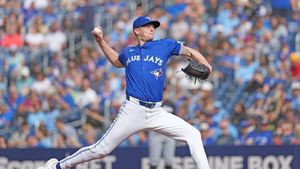 Blue Jays’ Erik Swanson Diagnosed With Nerve Entrapment