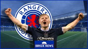 Rangers Secure Lyall Cameron On Pre-Contract From Dundee