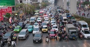 Vietnamese Residents Upset Over Excessive No-Parking Signs