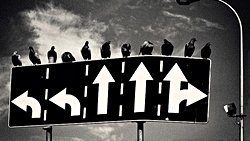 Tanrı Özgürlük İçin Engel midir?