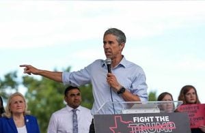 Beto O’Rourke Defies Court Order In Texas Funding Fight