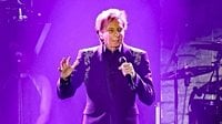 Barry Manilow Postpones Residency After Surgery: 'What The Doctor Ordered' | iHeart