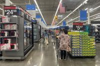 Walmart sees customers flocking to its stores to find deals amid high prices and tariff fears