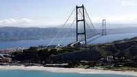 Italy is reviving plans for a bridge connecting Sicily to the mainland. Will it work?