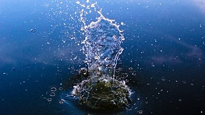 Suyun Evrendeki Yolculuğu: Su Nasıl Oluştu?