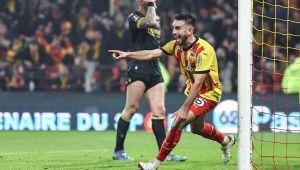 Nantes Hosts Lens Amidst High Stakes Clash