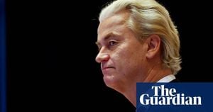 Dutch Coalition Rescues Government After Minister Quits