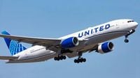 United 777 Operated Flight Makes Emergency Landing in LAX Amid Pilot Mistake