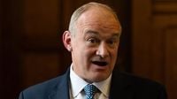 Social media 'should get cigarette-style warnings', Lib Dems to warn
