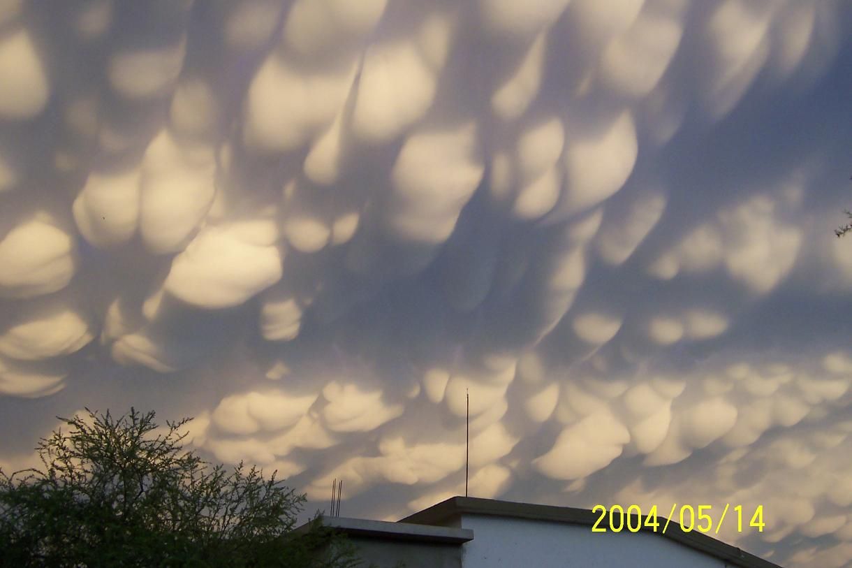 Mammatus Clouds Over Mexico