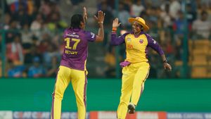 Chinelle Henry Stars As UP Warriorz Defeat Delhi Capitals