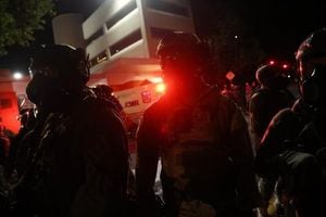 Federal Agents Block Portland Ambulance Amid Protest Chaos