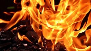 Gas Explosion In Madrid Bar Leaves 25 Injured
