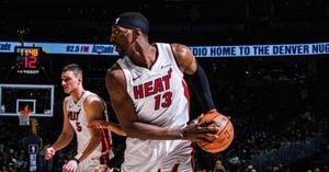 Miami Heat Edge Toronto Raptors 120-111 In Overtime