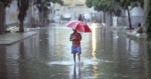 Karachi Weather: Light Rains And Gusty Winds Expected