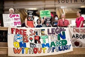 Planned Parenthood Resumes Abortions After Medicaid Standoff