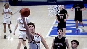 Monte Vista Edges Centauri In Thrilling Wrestling Finale