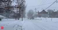 Massive winter weather slams Midwest: Over 1,000 canceled flights amid heavy snow