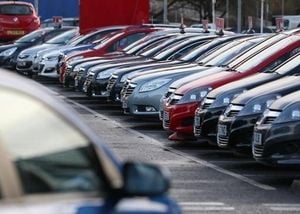 EU Automotive Exports Decline Yet Remain Strong