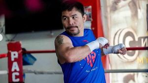 Manny Pacquiao Makes Comeback Against Mario Barrios