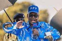 TRT Afrika - African Union congratulates Mutharika on Malawi election win