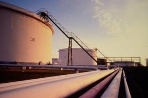 Energy Transfer LP Trading At Discount Amid Market Uncertainty