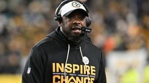 Mike Tomlin Steps Down After 19 Seasons With Steelers