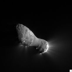 700 Kilometers Below Comet Hartley 2