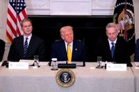 Bitcoin price rises ahead of Trump's speech at crypto summit