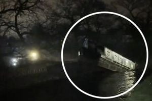 Shropshire Canal Sinkhole Swallows Boats In Dramatic Collapse