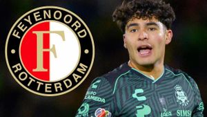 Feyenoord Eyes Young Mexican Stephano Carrillo