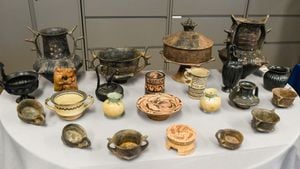 U.S. Returns Over 1400 Antiquities To India