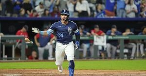 Royals Edge Red Sox In Thrilling 12-Inning Showdown