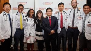 Weil Cornell For Medicine Welcomes Students For Medical Discovery Program