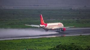 Boeing 787 Dreamliner Safety Probed After India Incidents