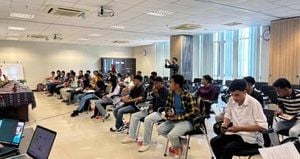 Students Shine At Duta Bahasa Competitions In Jambi And East Java