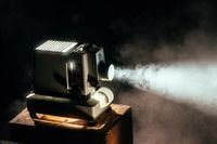 『名探偵コナン　水平線上の陰謀』が本日『金曜ロードショー』で放送。2005年公開の劇場版第9作 | CINRA